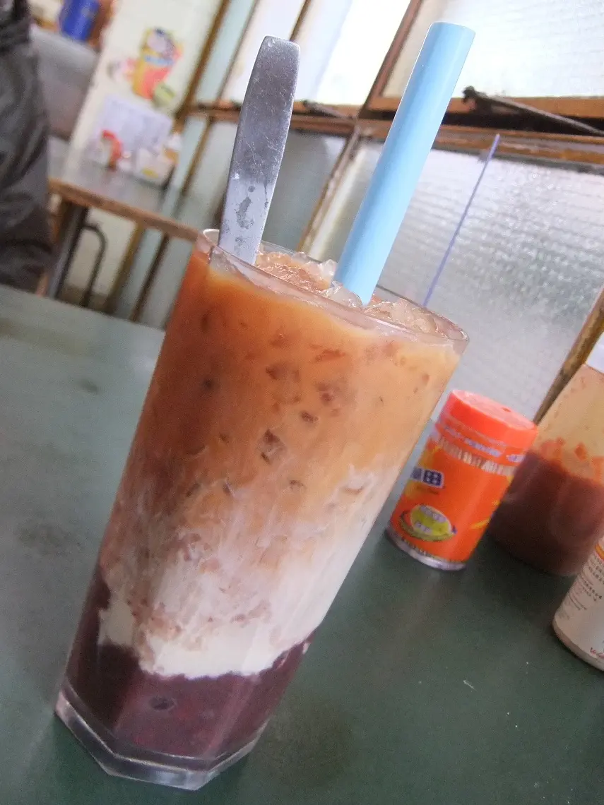 奶茶红豆冰 $16   奶茶红豆冰 $16