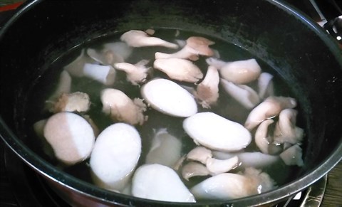 椰子清雞窩 - 銅鑼灣的尚鮮火鍋海鮮料理