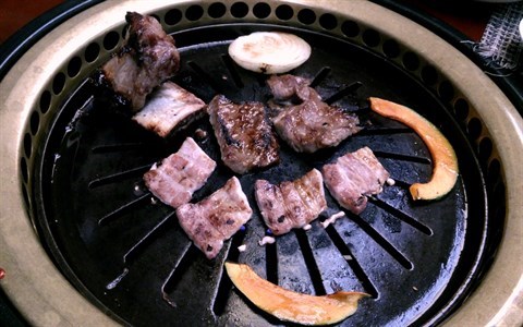 烤牛排骨 / 五花肉 - 尖沙咀的阿利水韓國料理