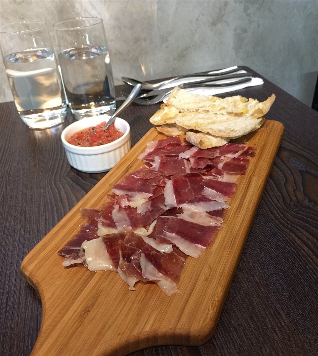 jamon iberico $ 220