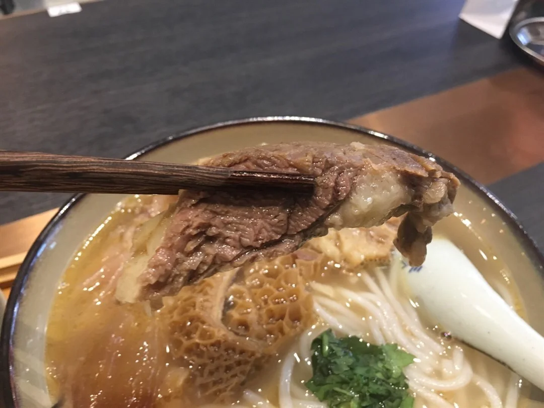 餐厅 香港 筲箕湾 潮丸 食评  自家牛三鲜米线 今次拣呢个牛三鲜味道