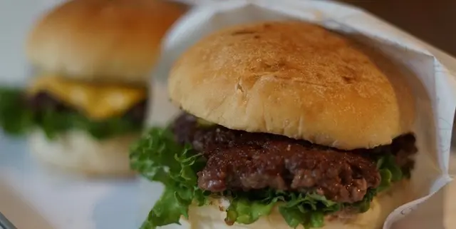 Must Try Burgers in Hong Kong