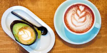 饮IG大热Avolatte！湾仔新开咖啡果汁店（有片）