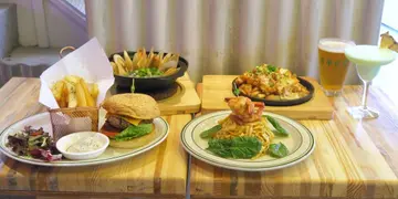 太子新開酒吧餐廳 招牌麻婆豆腐芝士焗薯條(有片)