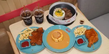 元朗新开近万呎美食广场 三多炸脾+鳗鱼铁板拌饭+梳乎厘班戟(有片)