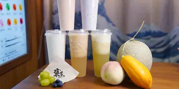 新鲜靓生果！葵广新开鲜果茶饮店 必试静冈蜜瓜奶、香印青提茶、大糖领桃茶(有片)