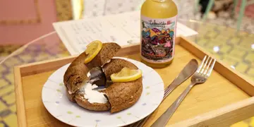 北角新打卡Food Court！東歐風主題多國菜選擇+粉紅色裝修咖啡甜品店