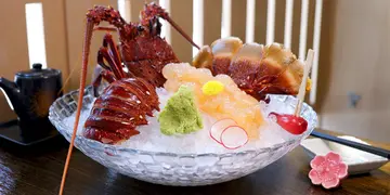 $388原隻龍蝦刺身、芝士蛋黃龍蝦包 旺角新開花花主題居酒屋