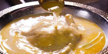 荔枝角名粤菜馆推出火锅副线品牌 极品佛跳墙汤锅+特浓沙嗲安格斯牛肉汤锅