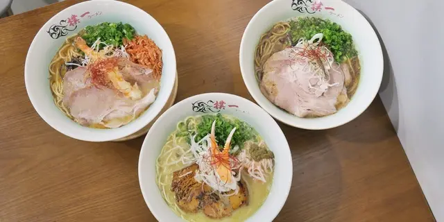 旺角新開拉麵店 濃郁鮮甜蟹膏/海老湯底 每日限量90碗