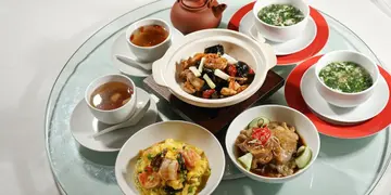 【Foodcation推介】尖沙咀5星級酒店  預付訂餐 特色珍菌雲南晚宴 + 自助早餐 +送1晚住宿