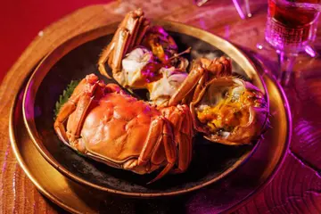 【識食攻略】 新派台式經典  華麗大閘蟹海鮮宴