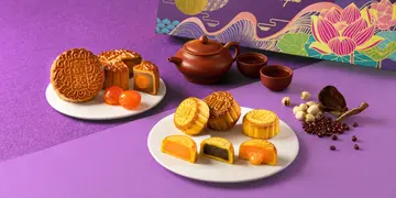 【2023中秋】15+ 月饼口味推介  榴梿系列+茶/酒礼盒系列  蟹黄麻糬/焦糖炖蛋月饼都有！