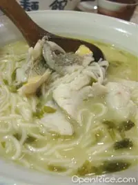 招牌菜黃魚煨麵