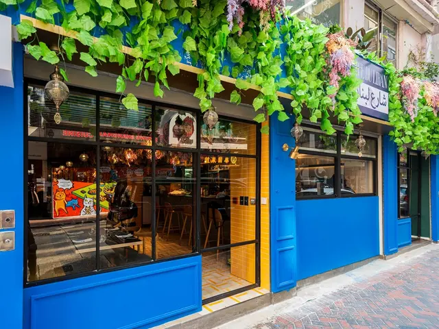 尖沙咀高CP值黎巴嫩午餐! 藍色花花打卡店+埃及名廚Mezze+烤肉超抵