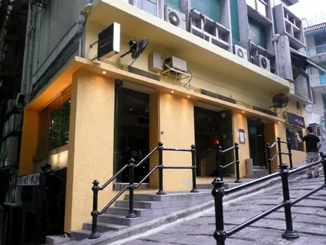 Mrs Jones Bar & Restaurant