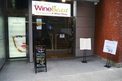 Le Bistro Winebeast