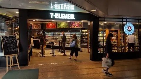 7-Eleven Daily Cafe