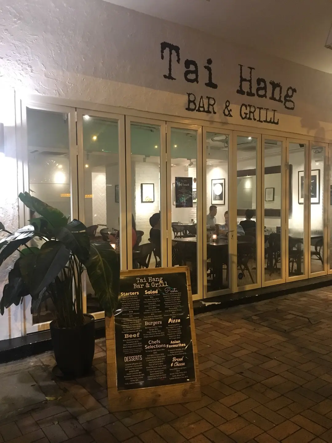 Tai Hang Bar & Grill