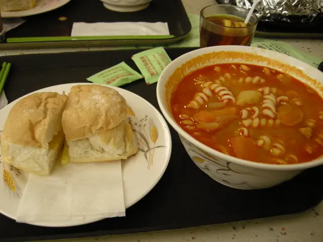 葡式鮮茄牛腩粒湯螺絲粉