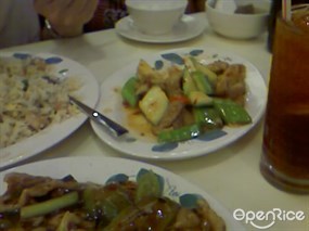 豬頸肉炒瓜+飯+湯$40 - 觀塘的城中米餐廳