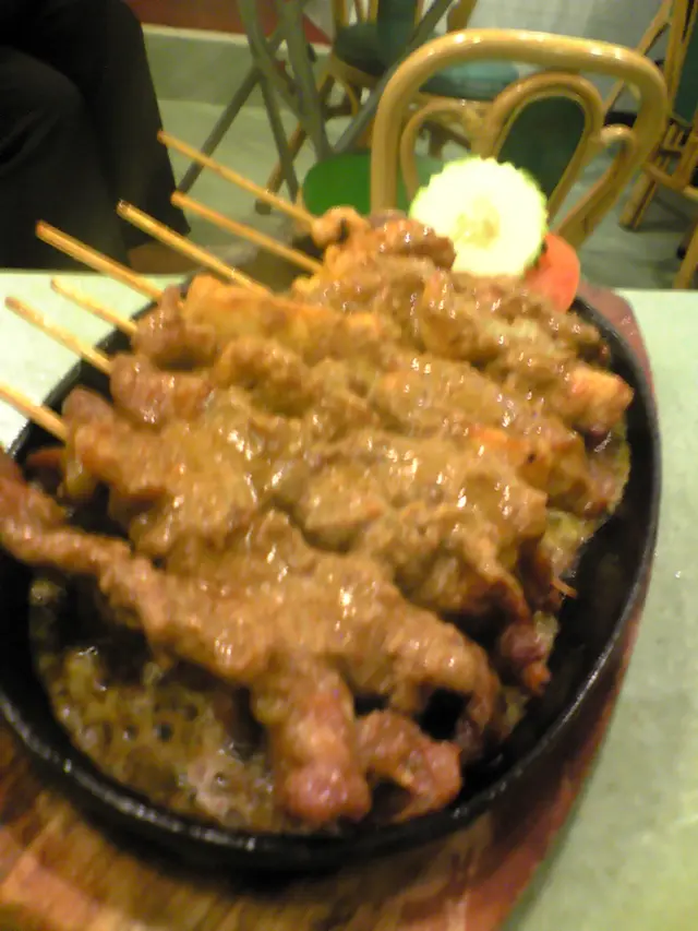 沙爹串燒 (雞,牛)