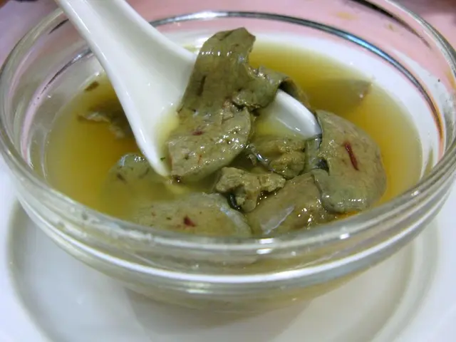 水魚肝,客人無特別留的話多數會成「副計」掉入垃圾桶