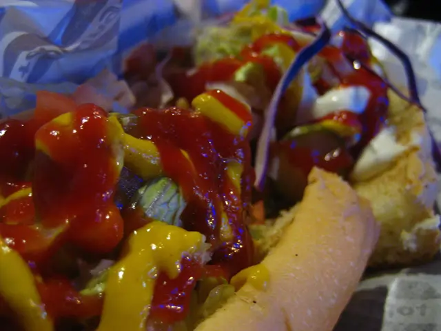 加左好多料既熱狗