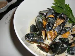 忌廉白酒煮青口