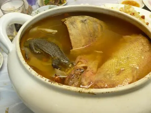 味道遠離水準的燉湯！