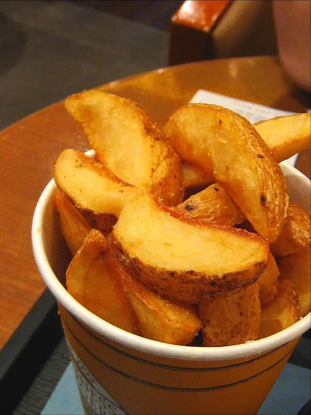 粉粉实实的 potato wedges   粉粉实实的 potato wedges