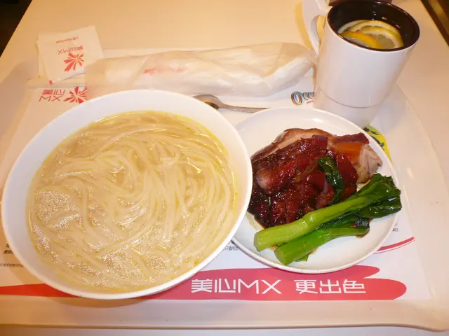 叉燒燒鴨瀨 + 熱檸水