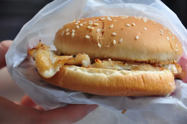 沙律汁魚柳漢堡