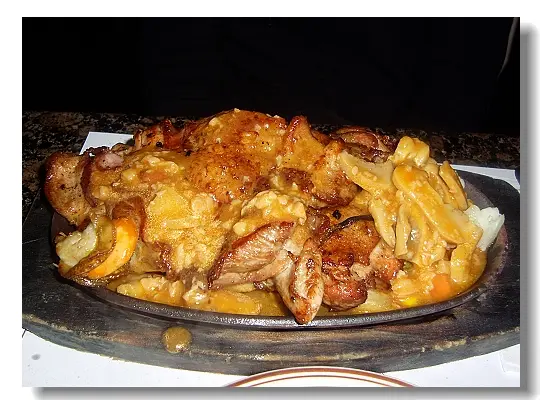 日本帶子伴美國雞扒(配白菌蒜茸汁)