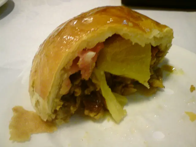 紫蘿火鴨酥close-up