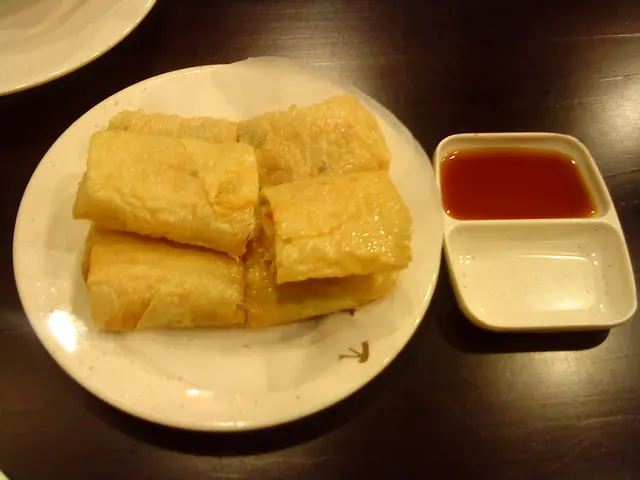 鮮蝦腐皮卷，好脆～