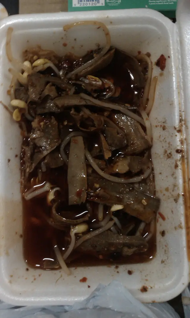 牛脷碎碎咁, 又無芽菜...