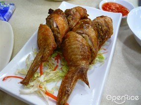 Lo mai chicken wings - Cheong Fat Thai Food in Kowloon City 