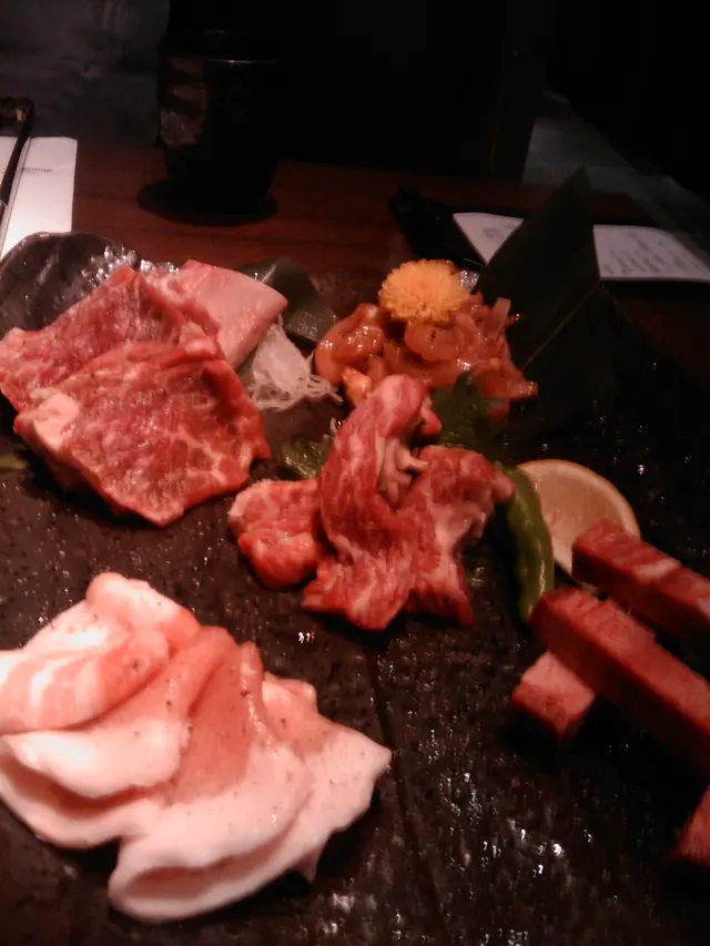 燒肉拼盤