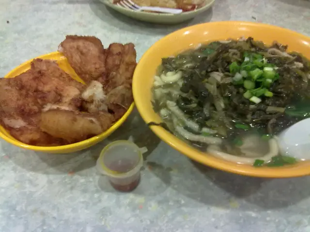 豬扒上海湯麵+雪菜肉絲
