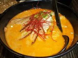 麻辣腩肉拉麵