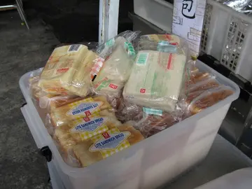 啲麵包唔錯. 不過要快手啲.如果唔係,佢地再補給係另一啲麵包