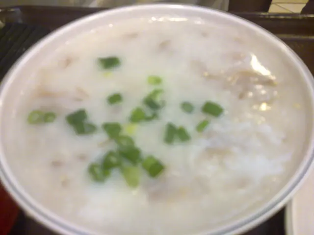 皮蛋瘦肉粥