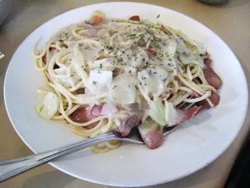 mushroom腸仔炒意粉