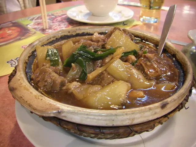 蘿蔔牛腩煲 $38-