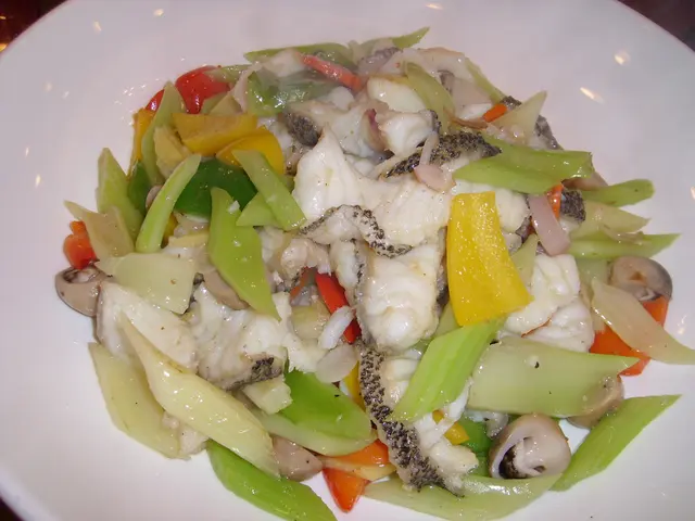 西芹炒黃皮海虎斑球