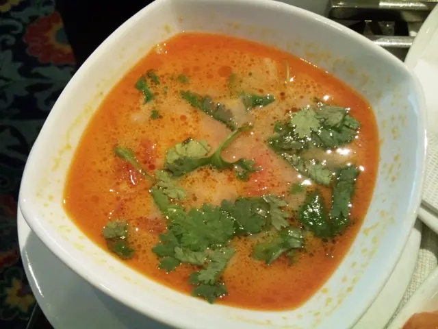 冬陰功：同有水準嘅泰國餐廳有得揮，十分推介！