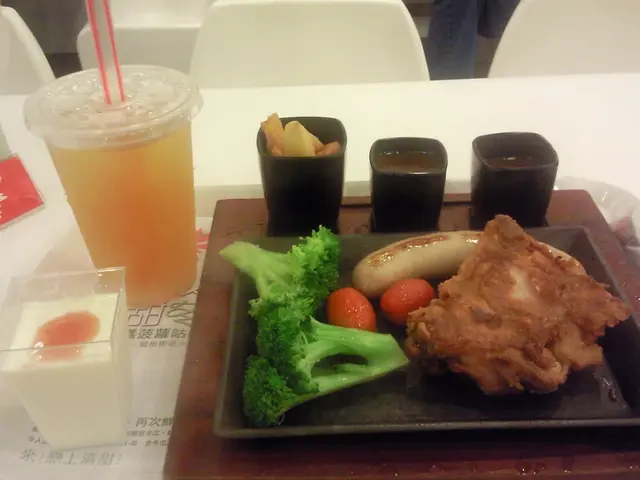 重量級鐵板燒 - 牛仔腸加脆雞扒