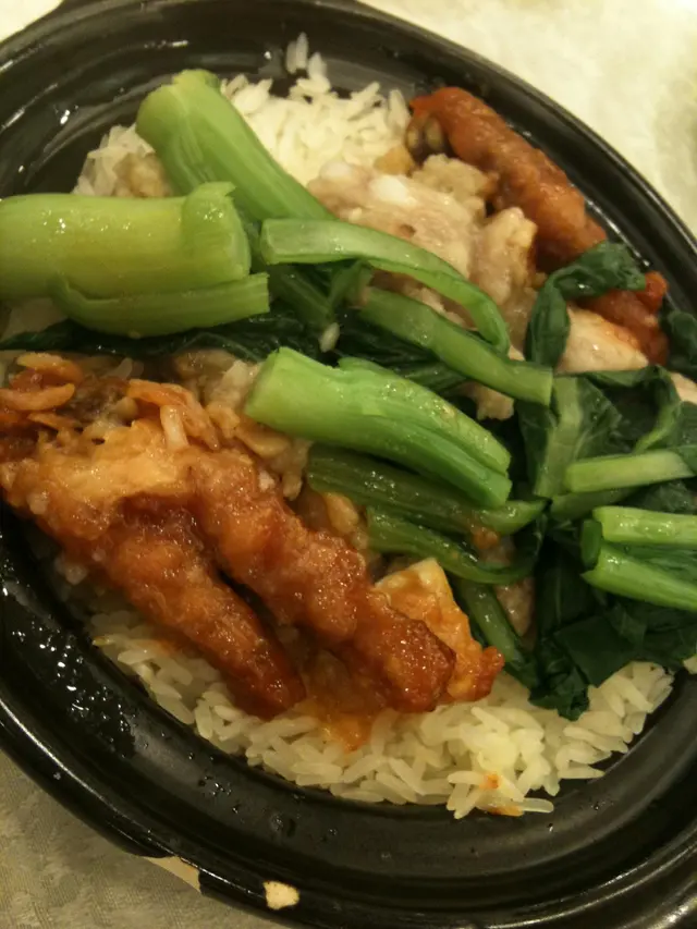 鳳爪排骨飯