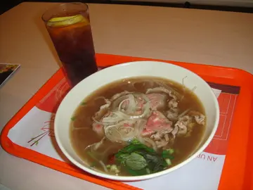 生牛肉河